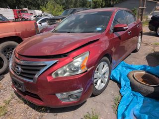 2015 Nissan Altima 2.5 SL - Exterior Front Left Corner Image